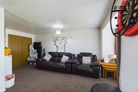 2 bedroom apartment for sale, Bolton Road, Maidenbower, Crawley