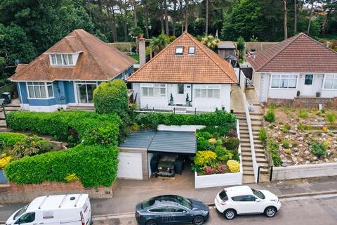 4 bedroom detached house for sale, Lascelles Road, Bournemouth BH7