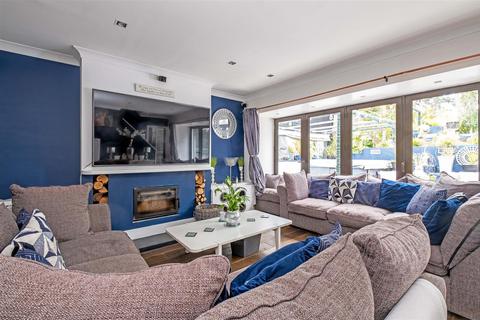 3 Lascelles Road, Bournemouth, BH7 6NF