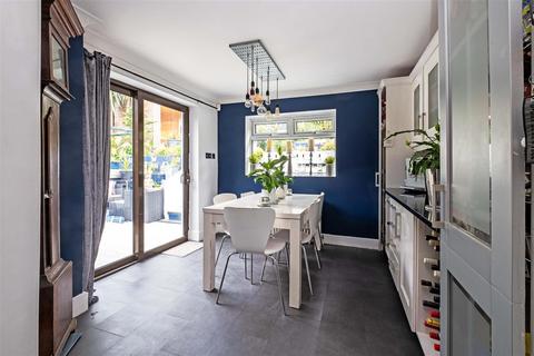 3 Lascelles Road, Bournemouth, BH7 6NF