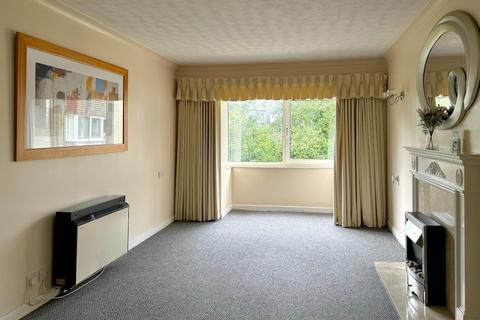 1 bedroom retirement property for sale, Homeside House Bradford Place, Penarth