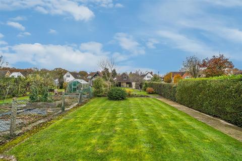 2 bedroom bungalow for sale, Surrey Gardens, Effingham Junction