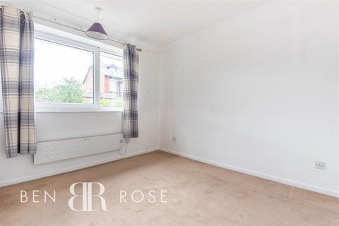 8 Balmoral Road, Chorley, PR7 1LQ