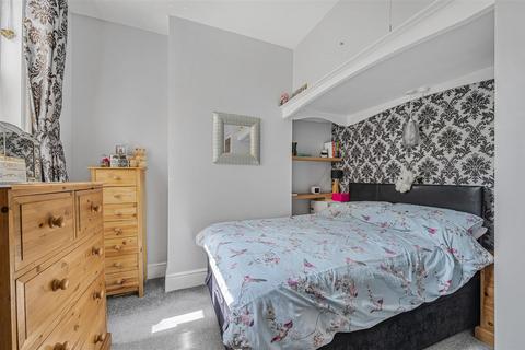 1 bedroom flat for sale, Meeching Road, Newhaven