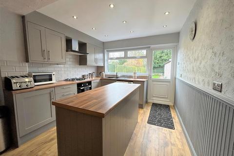 66 Brook Road, Oldbury, B68 8AA