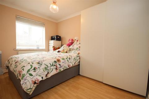 49 The Green, Dartford, DA2 6JT