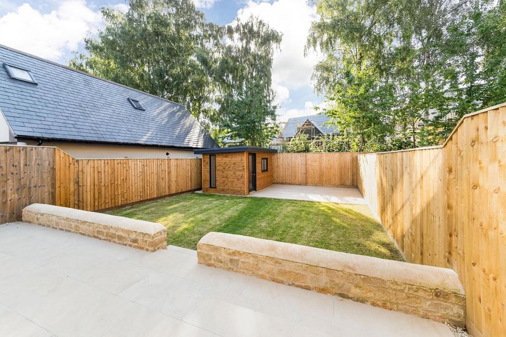 GARDEN &amp; GARDEN ROOM.jpg