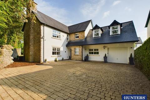 6 bedroom detached house for sale, Whinlatter Drive, Kendal