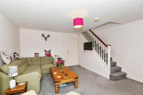 3 bedroom end of terrace house for sale, Richards Way, Slough