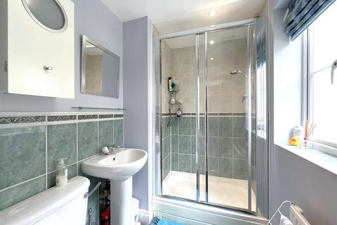35 Campriano Drive, Warwick, CV34 4NQ