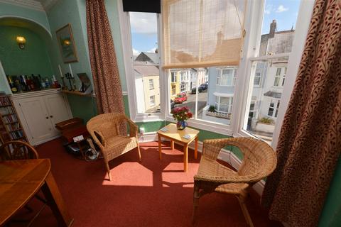 4 bedroom house for sale, 1 Picton Road, Tenby, SA70 7DP