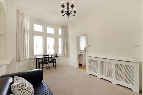 1 bedroom flat to rent, Whittingstall Road, Parsons Green, SW6