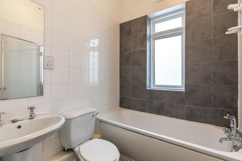 1 bedroom flat to rent, Whittingstall Road, Parsons Green, SW6