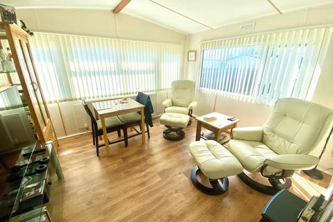 1 bedroom park home for sale, Arbor Lane, East Pakefield, Lowestoft, Suffolk