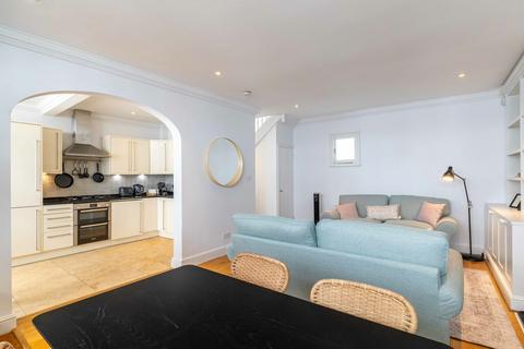 2 bedroom property to rent, Victoria Grove Mews, Notting Hilll, W2