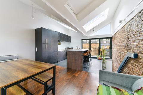 4 bedroom house to rent, Drummond Street, NW1