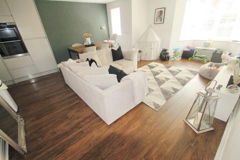 2 bedroom flat for sale, Tenby Grove, Kingsmead MK4