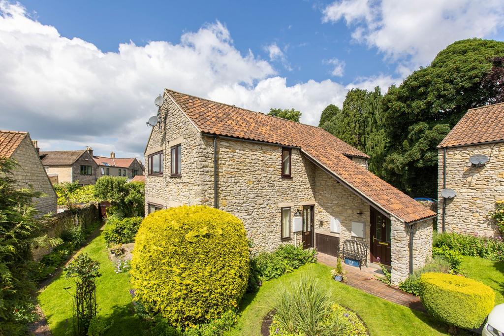 Carlton Lane, Helmsley YO62 2 bed apartment for sale £225,000