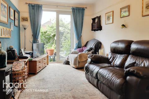 2 bedroom end of terrace house for sale, Hall Road, Norwich
