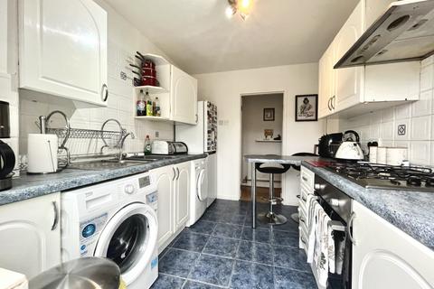 27 Bevill Square, Salford, M3 6BB
