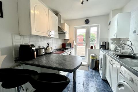 27 Bevill Square, Salford, M3 6BB