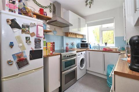 1 bedroom terraced house to rent, Willowmead Close, Woking GU21