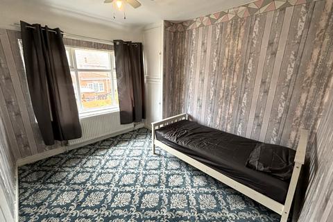 13 Farrant Road, Manchester, M12 4PD