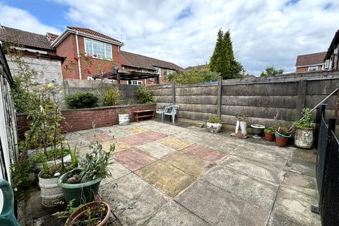 13 Farrant Road, Manchester, M12 4PD