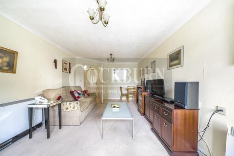 1 bedroom flat for sale, Paxton Court, Marvels Lane, SE12