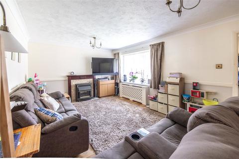 57 Brockenhurst Close, Gillingham, ME8 0HG