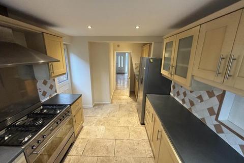 5 bedroom semi-detached house to rent, Jack Straws Lane,  Headington,  OX3