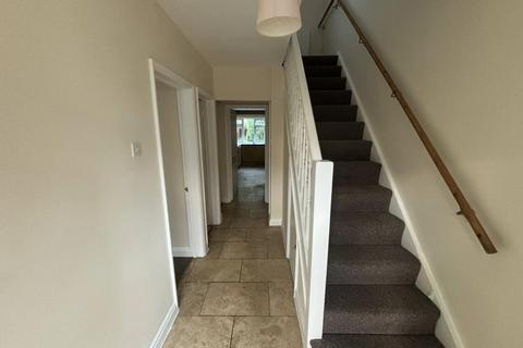 5 bedroom semi-detached house to rent, Jack Straws Lane,  Headington,  OX3