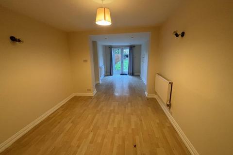 5 bedroom semi-detached house to rent, Jack Straws Lane,  Headington,  OX3