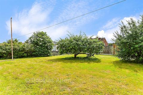 undefined, Pearsons, Stanford-Le-Hope, Essex
