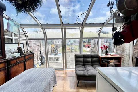 18 Bristol Road, Southend-on-sea, SS2 6XA