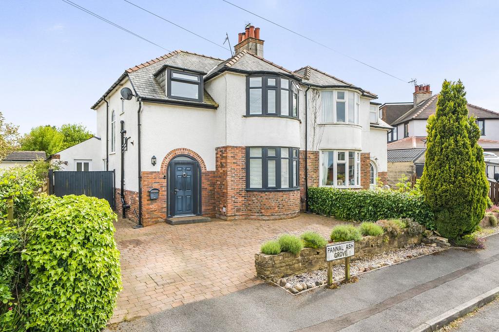 Pannal Ash Grove, Harrogate, HG2 4 bed semidetached house for sale £