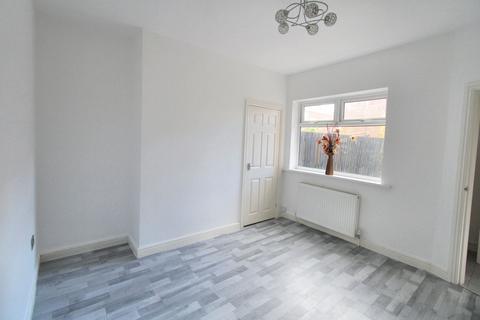 3 bedroom ground floor flat for sale, Scarborough Road, Walker, Newcastle upon Tyne, Tyne and Wear, NE6 2RY