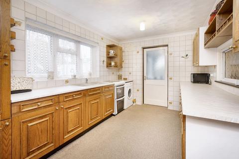 3 bedroom detached bungalow for sale, West Town Road, Bristol BS48