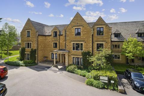 2 bedroom flat for sale, Evesham Road, Stow on the Wold, Gloucestershire, GL54