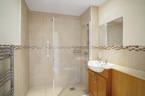 2 bedroom retirement property for sale, Stow on the Wold, Gloucestershire, GL54