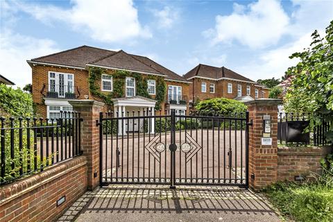 undefined, Totteridge Lane, Totteridge, London, N20