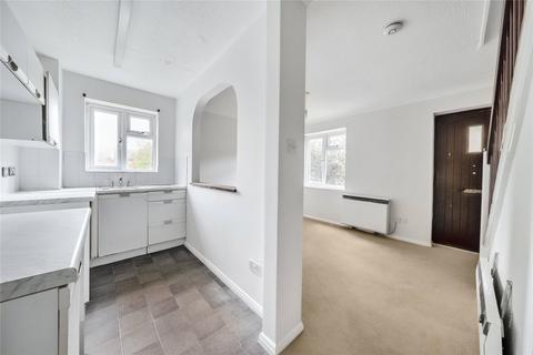 2 Bowers Close, Guildford, GU4 7NE