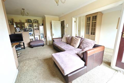 2 bedroom flat for sale, Eaton Court, 126 Edgware Way, Edgware, Greater London, HA8