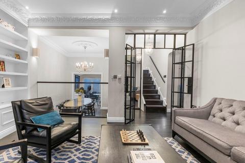 undefined, Princedale Road, London, W11