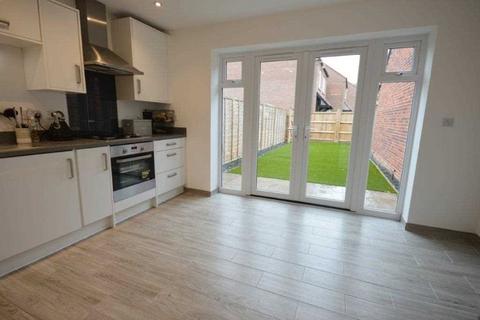 2 bedroom end of terrace house to rent, Solihull B90