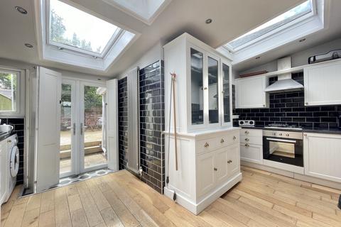 10 Fairfield Terrace, Exeter, EX2 9BD