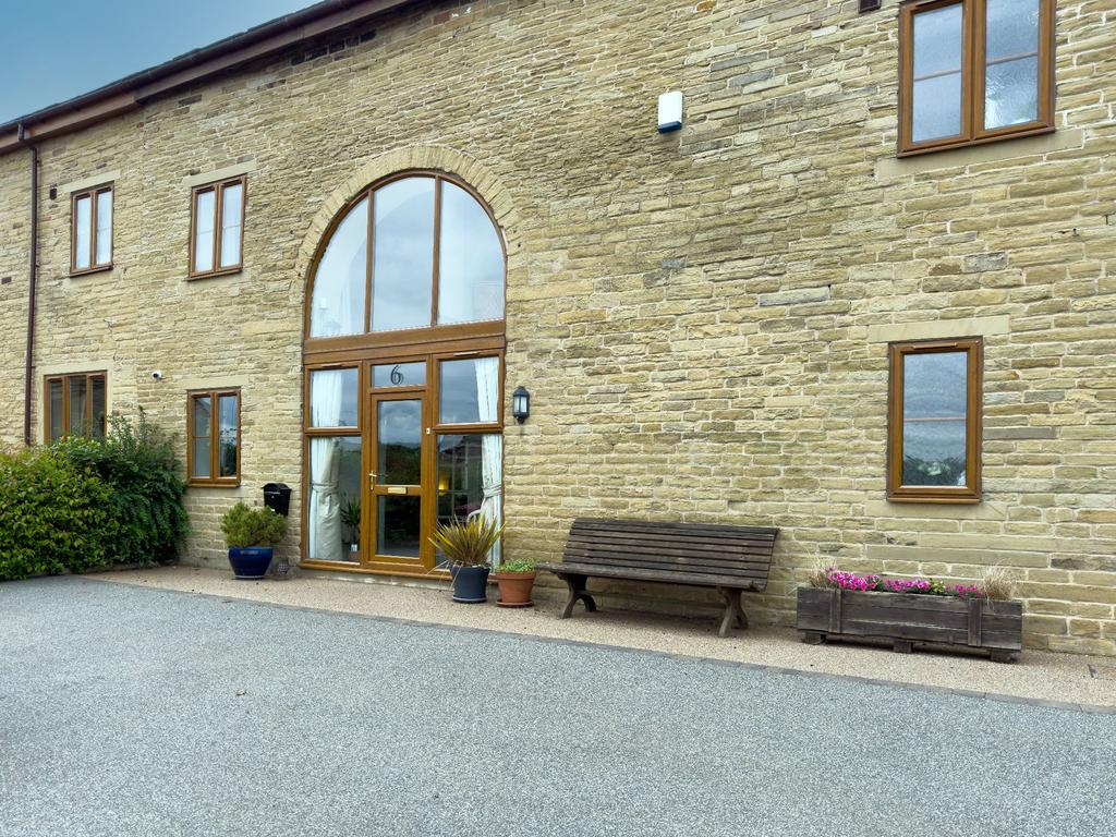 Ryecroft Lane, Brighouse, HD6 3TQ 5 bed barn conversion for sale £535,000