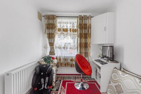 2 bedroom maisonette for sale, Northwood Hills,  Middlesex,  HA6