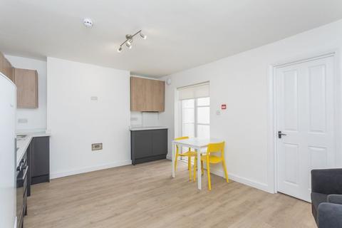 2 bedroom flat to rent - York Grove, Brighton, East Sussex, BN1