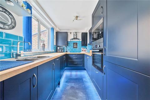 76 Ebbsfleet Walk, Northfleet, Gravesend, DA11 9EW